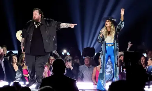 Jelly Roll & Lainey Wilson Scorch 2023 ACM Awards With ‘Save Me’ Duet article thumbnail image